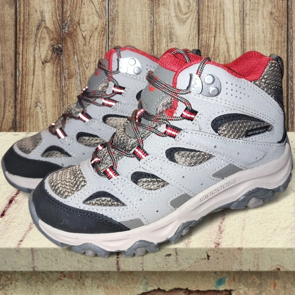 MERRELL NWOT Big Kid's Moab 3 Mid Waterproof Boot